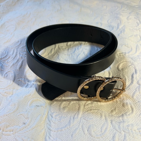 LIKE NEW Garage Gold Black Belt - Picture 1 of 3